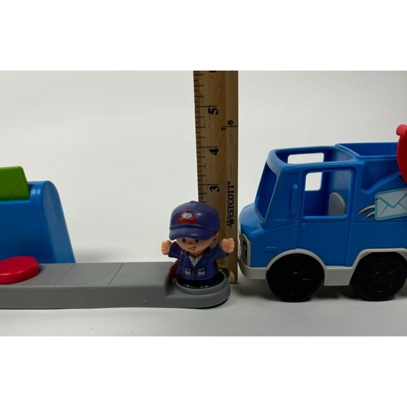 Fisher Price Little People Sending Love Mail Truck Mailbox Carrier 4 Letters Toy - Picture 16 of 16